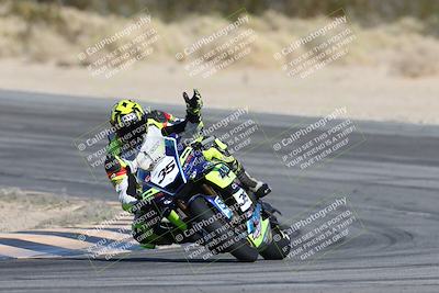 media/Dec-07-2025-CVMA (Sun) [[3e7d2de5dc]]/Race 6-The Shootout/